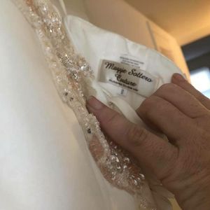 Maggie sottero wedding dress never worn still has
